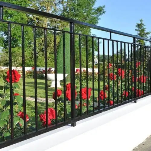 How are metal fences made?